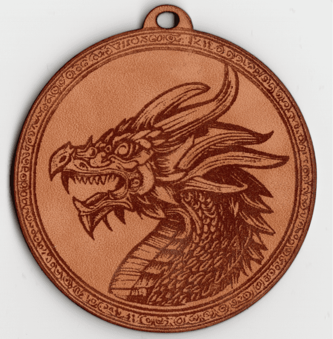 Médaillon en cuir Dragon 2